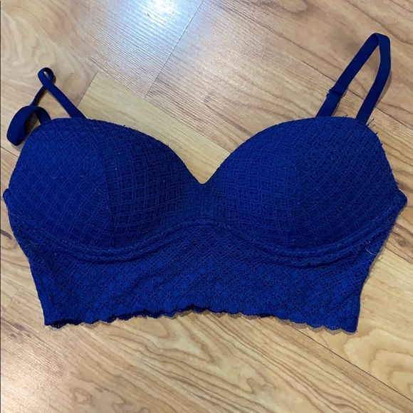 Victoria’s Secret Padded Bralette - Picture 1 of 3